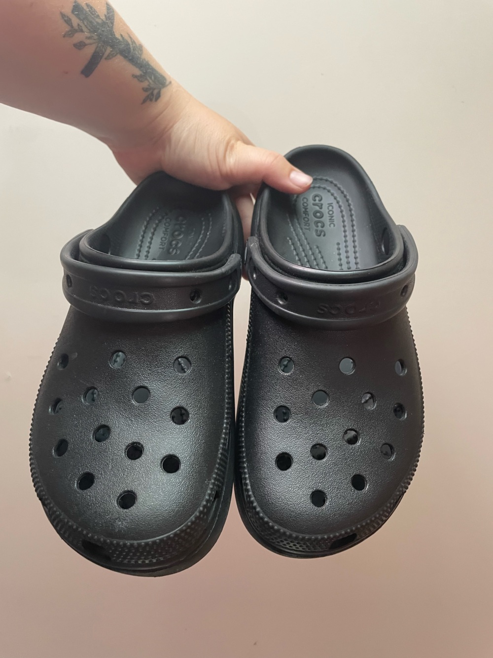 🐱 Crocs | Sz 8W NEW Black